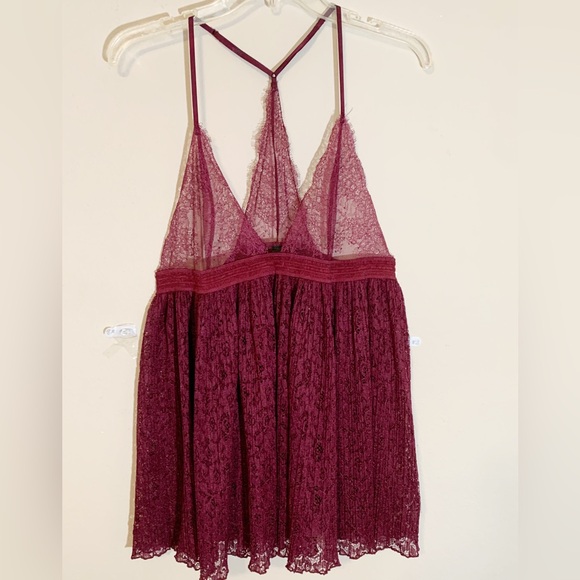 Victoria’s Secret (size XL) Intimate Burgundy Babydoll Lace Razorback Nighty - Picture 3 of 11